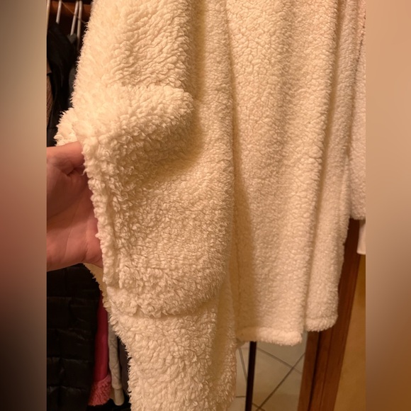 BumbleBella by Jill Martin The Lounger "I Do" Sherpa Hoodie Bride - Picture 3 of 9